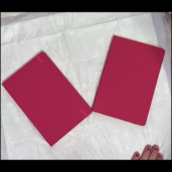 Two new flat lay leatherette journals - Picture 1 of 3